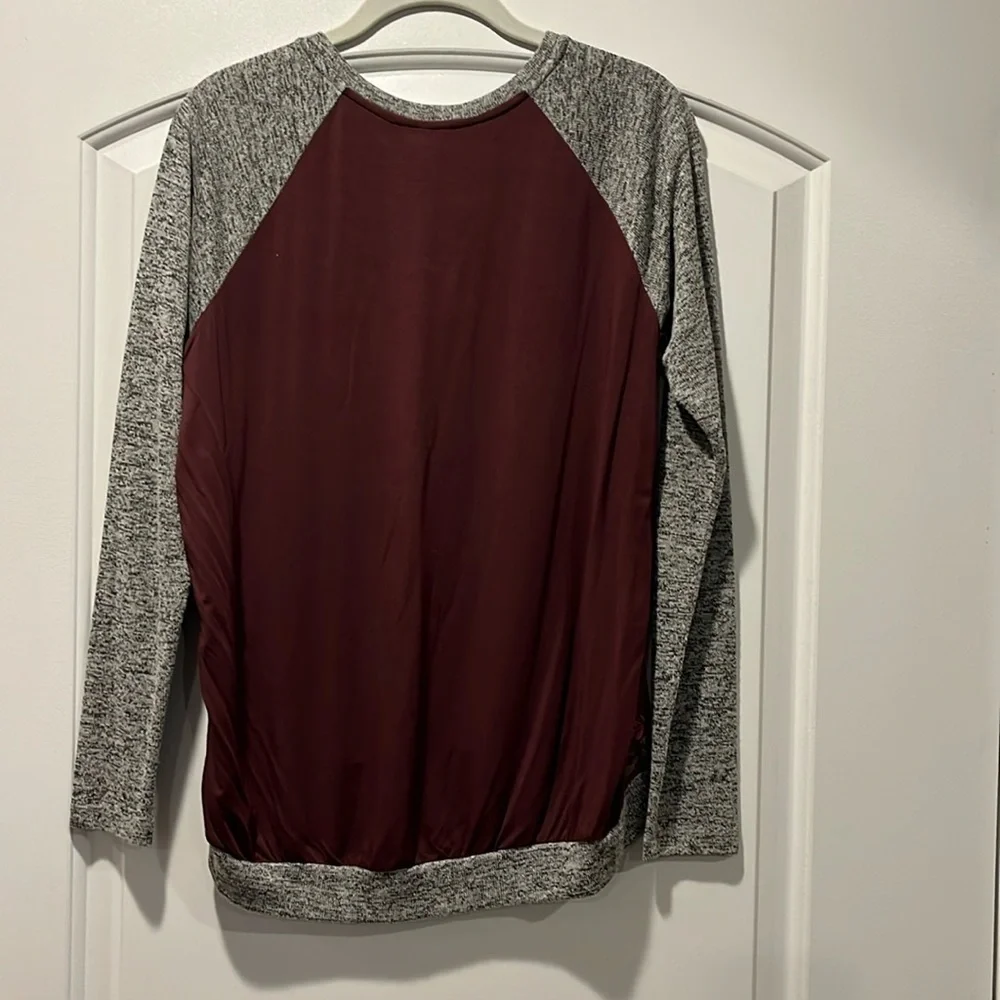 Kut from the Kloth long sleeved mixed media top small - Picture 3 of 4